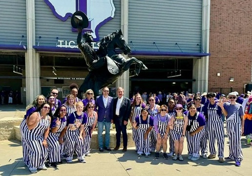 P.A.N.K.U.S. group at Tarleton State statue